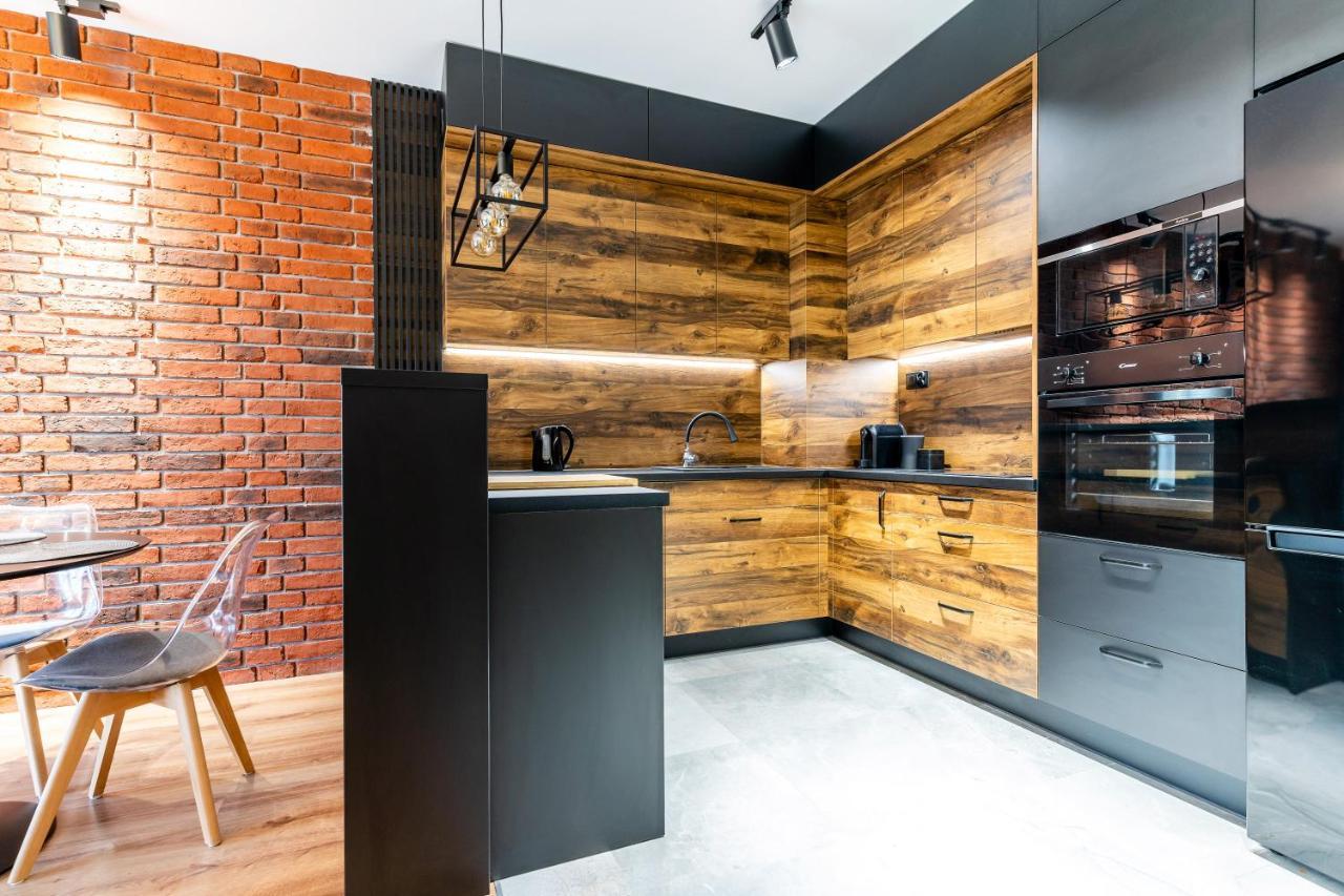 Loft Apart - Loft Nad Rzeka, Centrum, Parking, Winda, Netflix ايوافا المظهر الخارجي الصورة