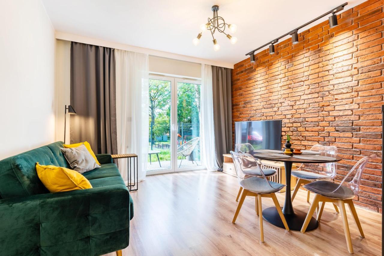 Loft Apart - Loft Nad Rzeka, Centrum, Parking, Winda, Netflix ايوافا المظهر الخارجي الصورة