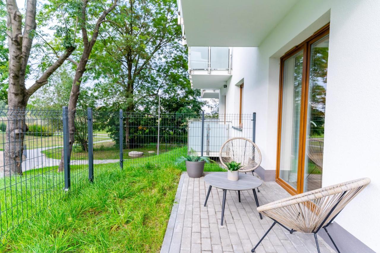 Loft Apart - Loft Nad Rzeka, Centrum, Parking, Winda, Netflix ايوافا المظهر الخارجي الصورة